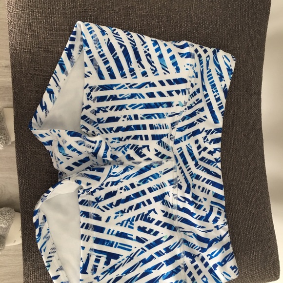 Fleo shorts size S - Picture 4 of 5